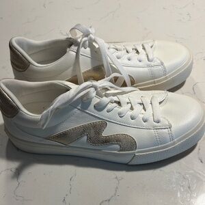 Malibu White and Gold Women's Sneakers
